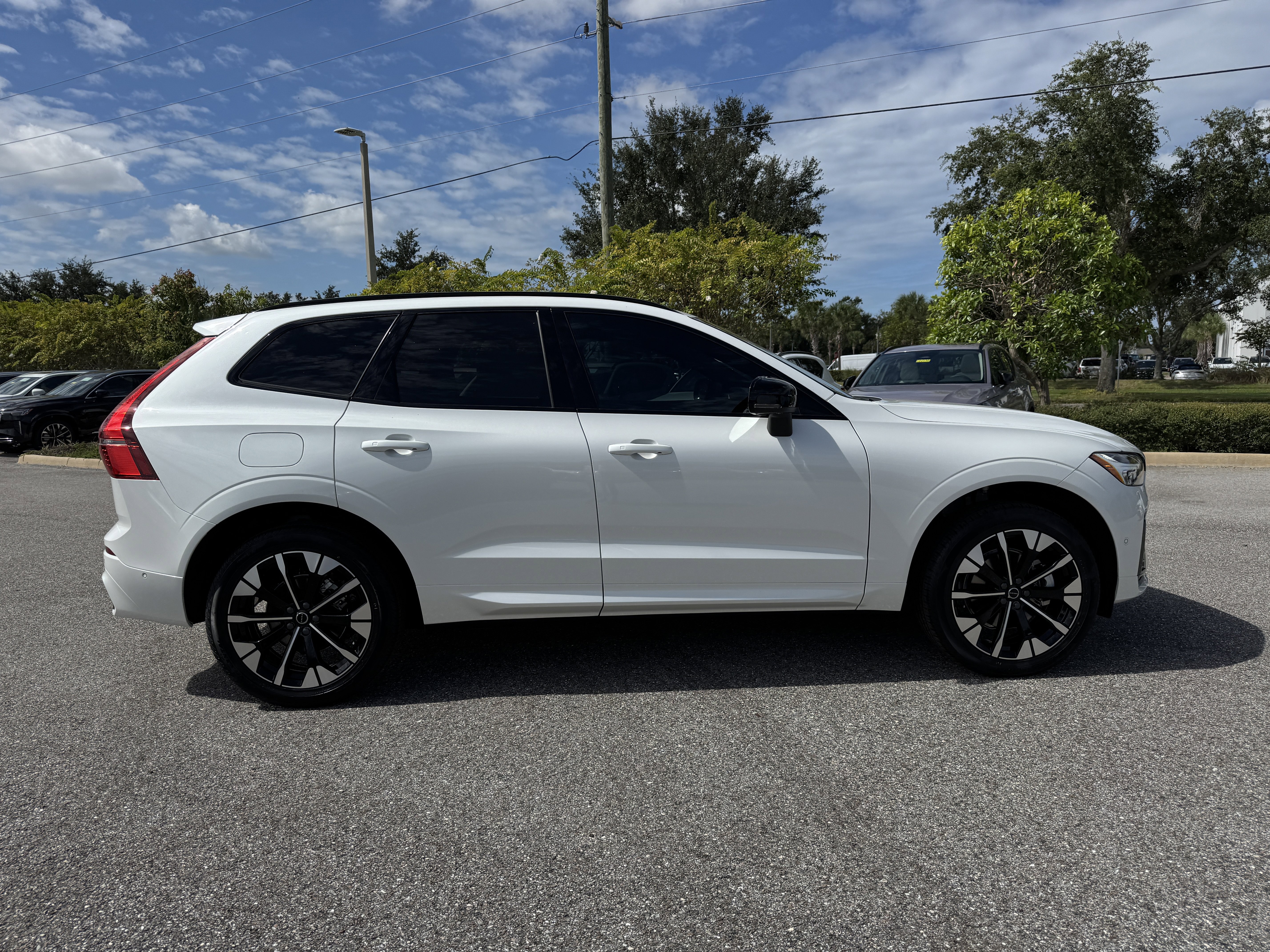 New 2026 Volvo XC60 B5 Plus w/ Protection Package Premier image 2