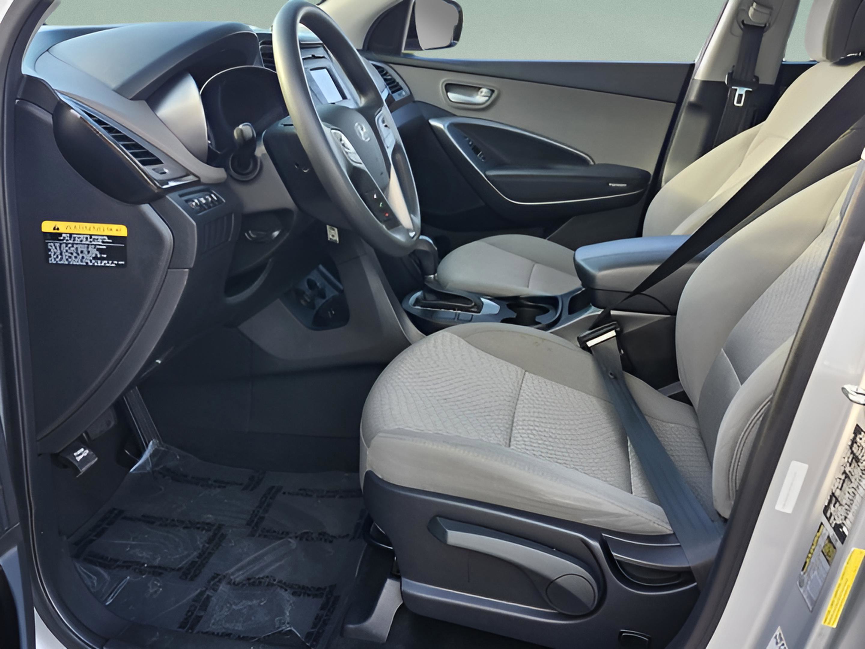 Used 2018 Hyundai Santa Fe Sport image 13