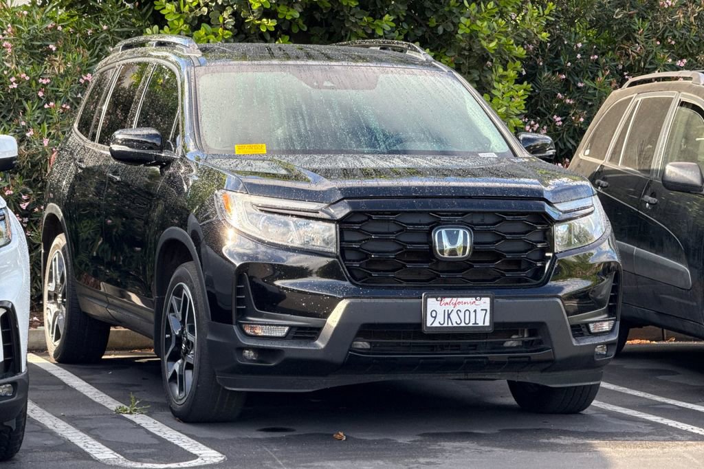 Used 2023 Honda Passport Elite image 2
