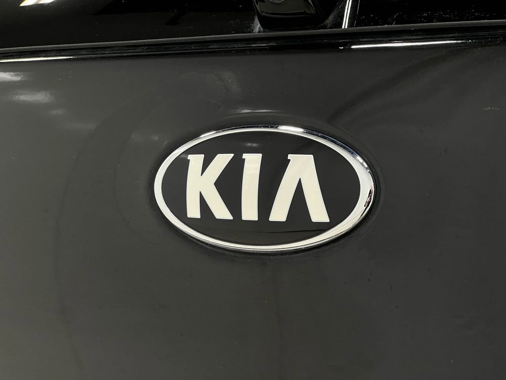 Used 2021 Kia Niro Touring image 37
