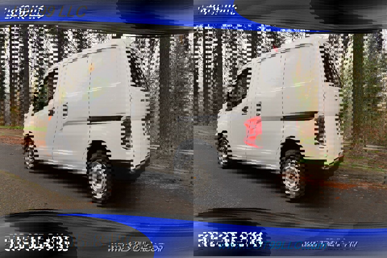 Used 2017 Chevrolet City Express LT image 11