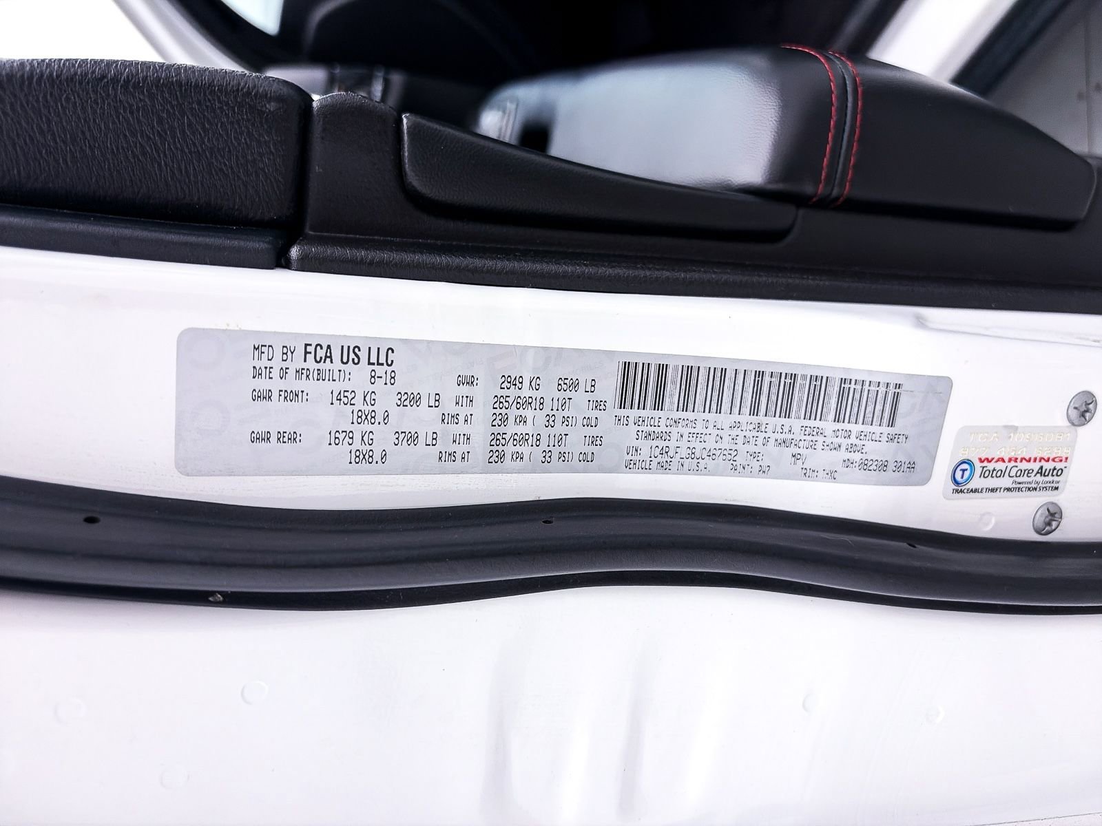 Used 2018 Jeep Grand Cherokee Trailhawk AWD/4WD image 39