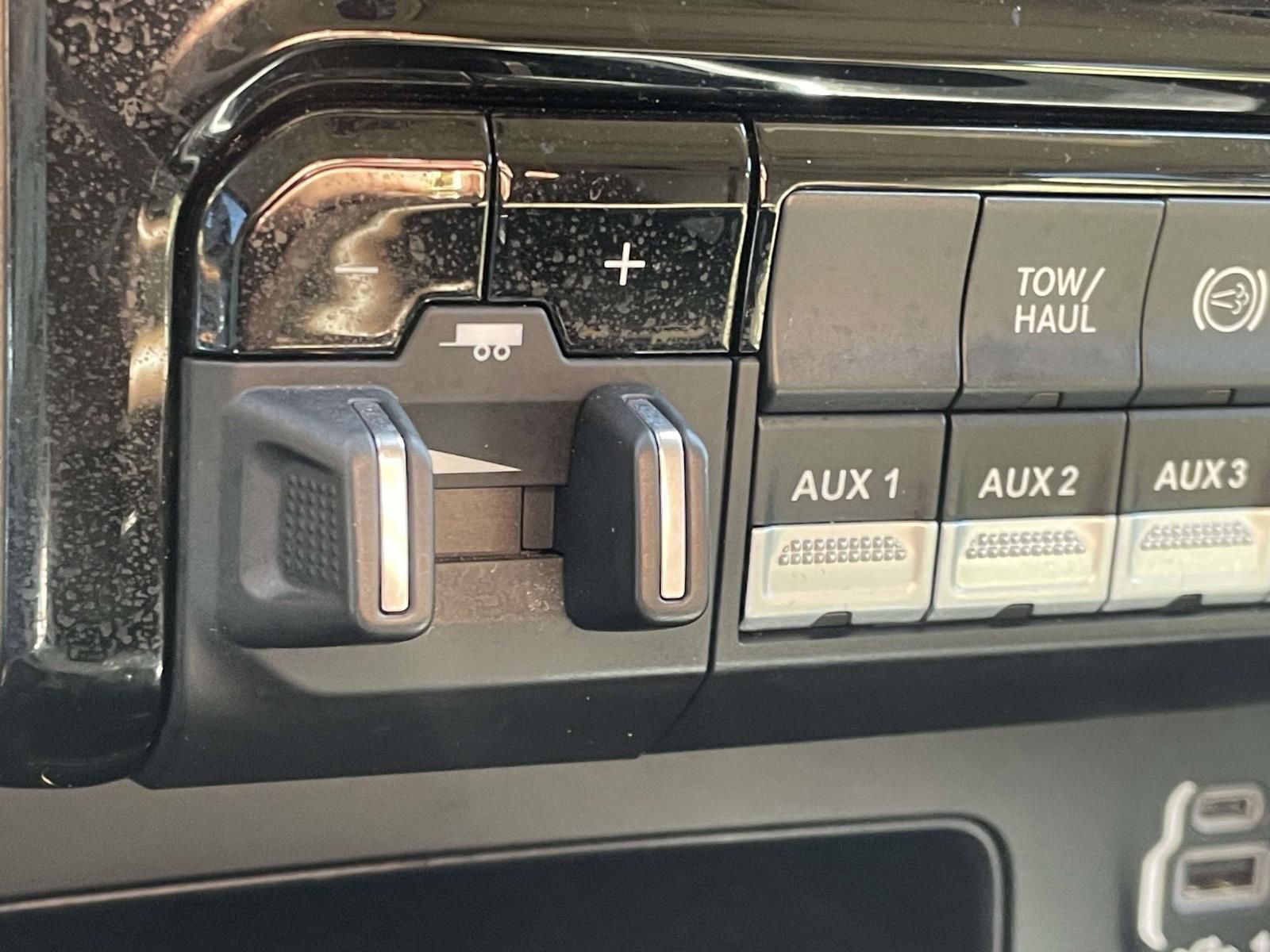 Used 2021 RAM 3500 Laramie AWD/4WD image 28
