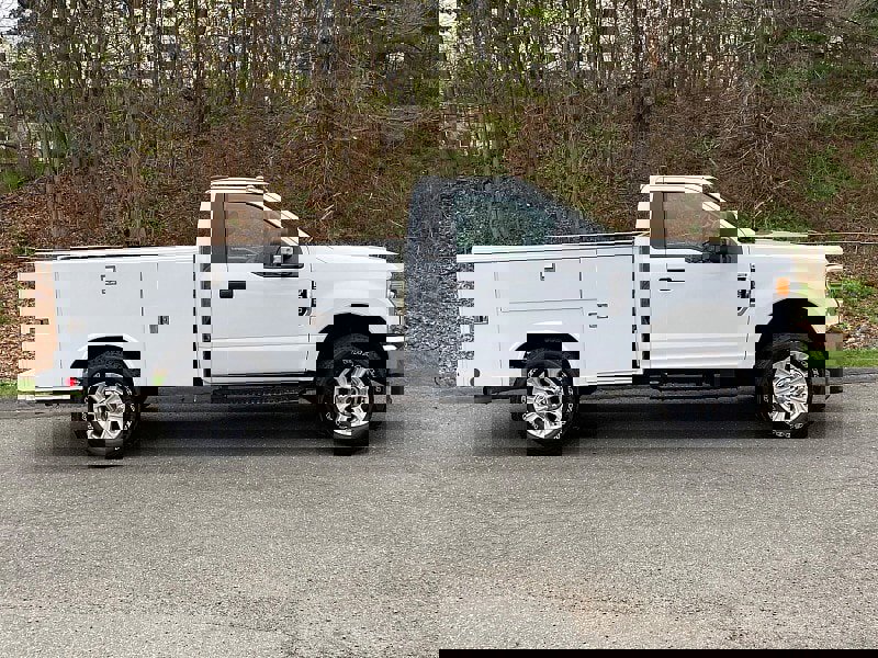 Certified 2022 Ford F350 XL w/ STX Appearance Package AWD/4WD image 6