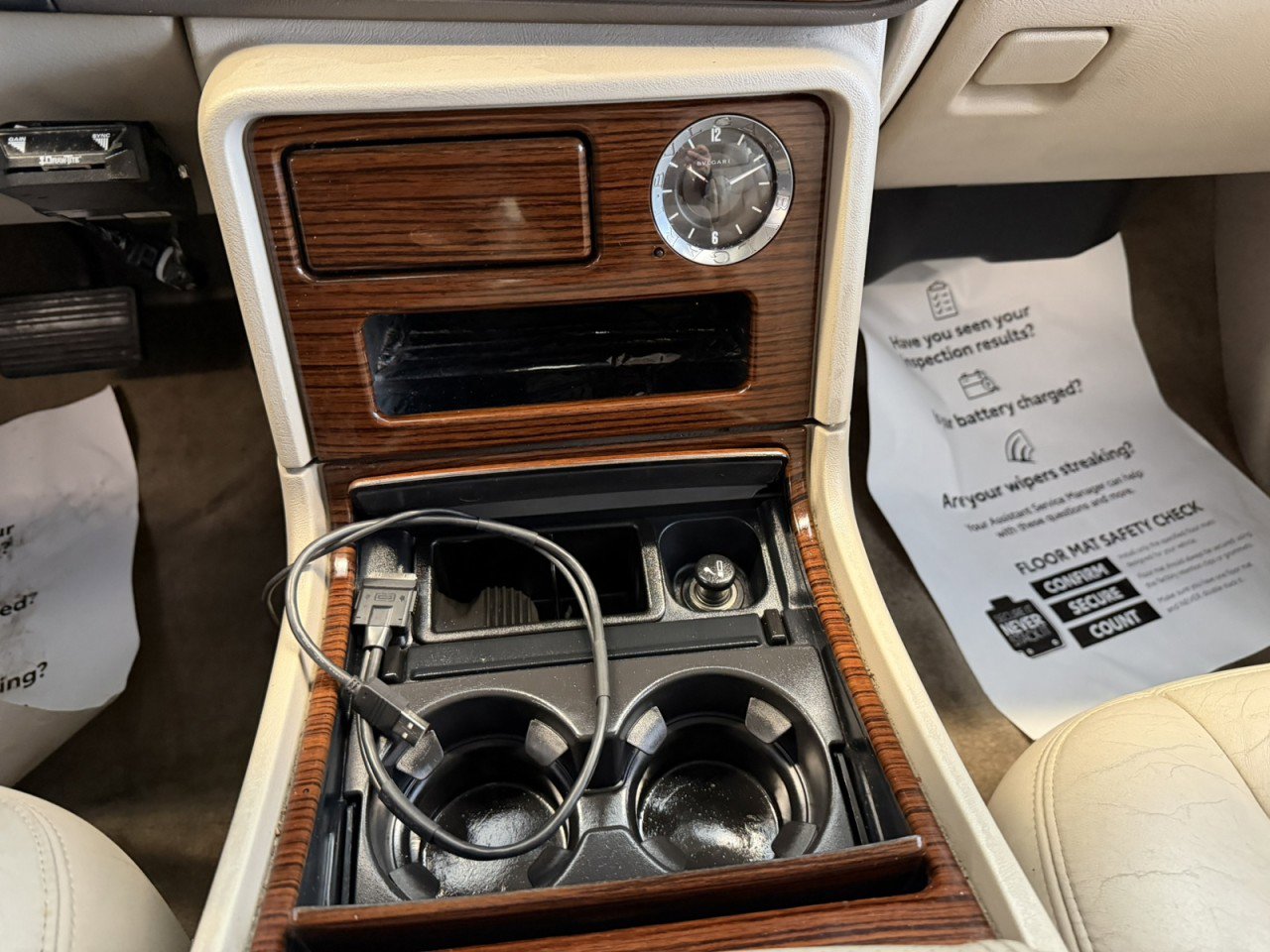 Used 2004 Cadillac Escalade ESV AWD image 12