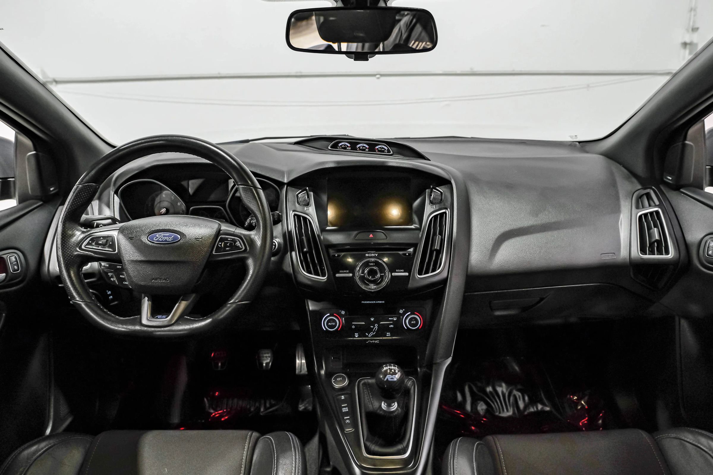 Used 2016 Ford Focus RS AWD/4WD image 16