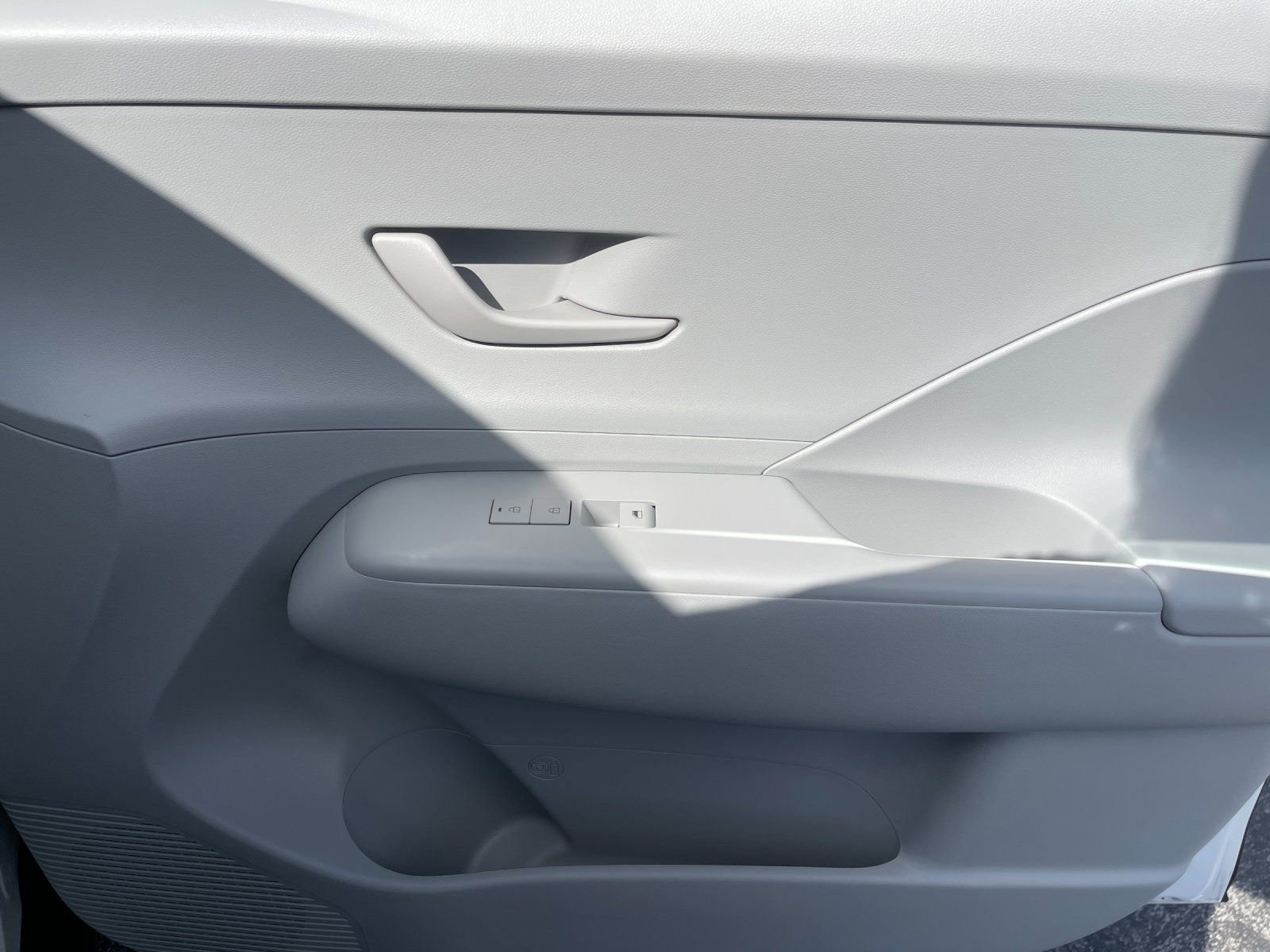 Used 2025 Hyundai Kona SEL image 19