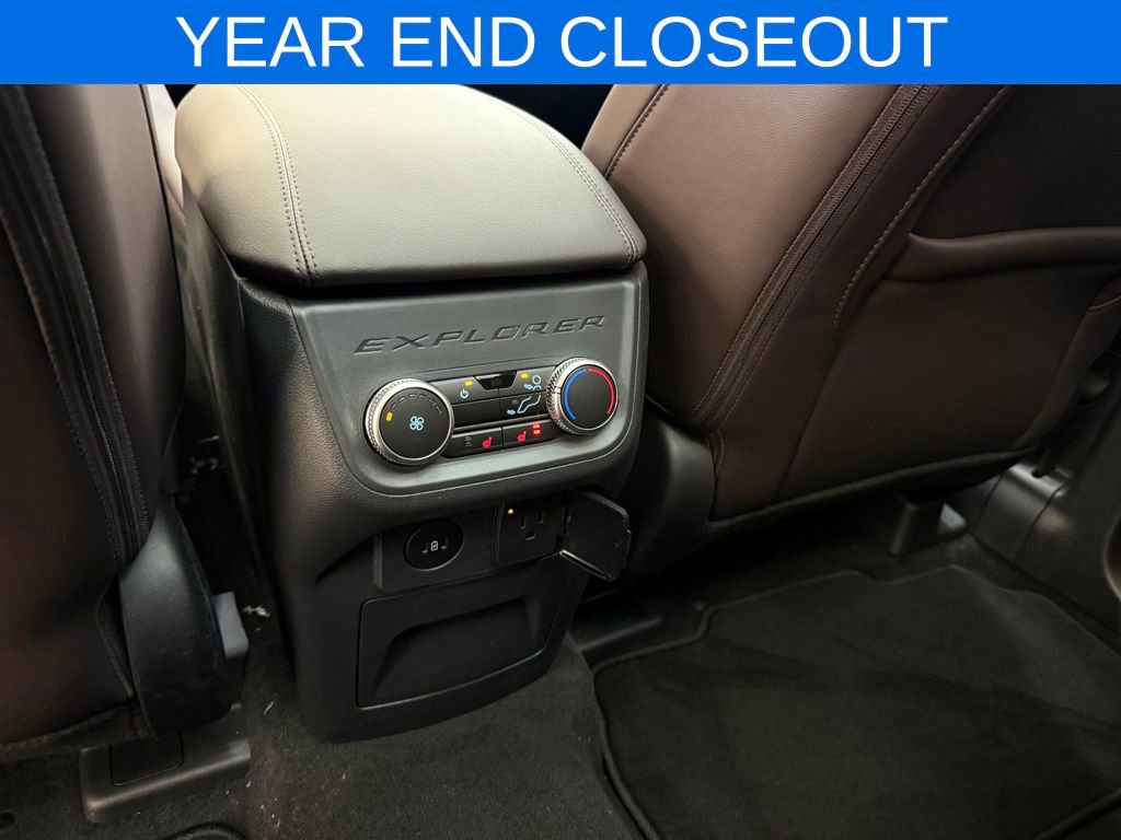 New 2025 Ford Explorer Platinum w/ Ultimate Package image 19
