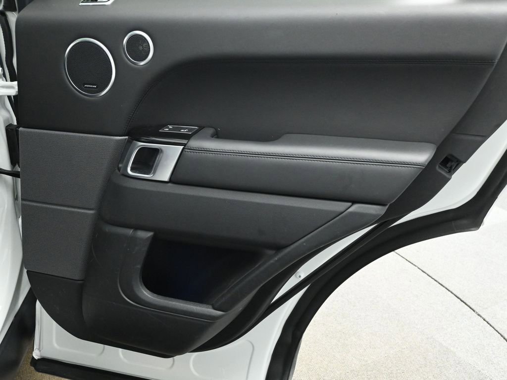 Used 2020 Land Rover Range Rover Sport HST image 17