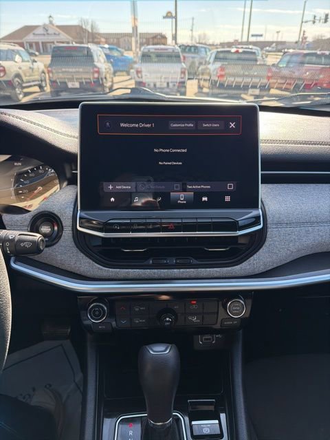 Used 2024 Jeep Compass Sport image 23