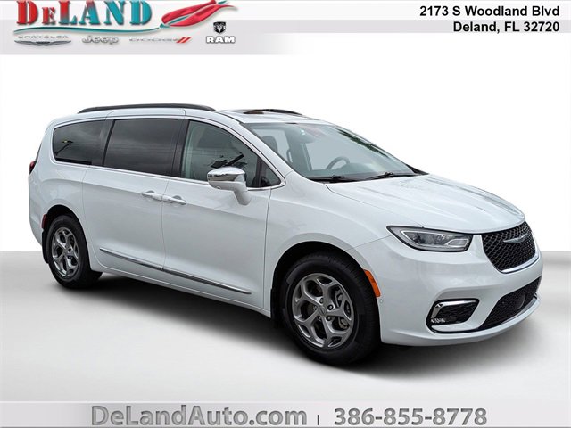 Used 2022 Chrysler Pacifica Limited