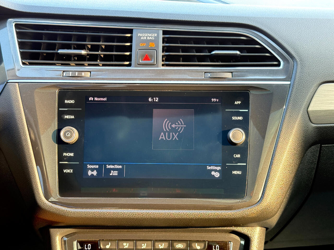 Used 2019 Volkswagen Tiguan SE w/ Panoramic Sunroof Package image 57