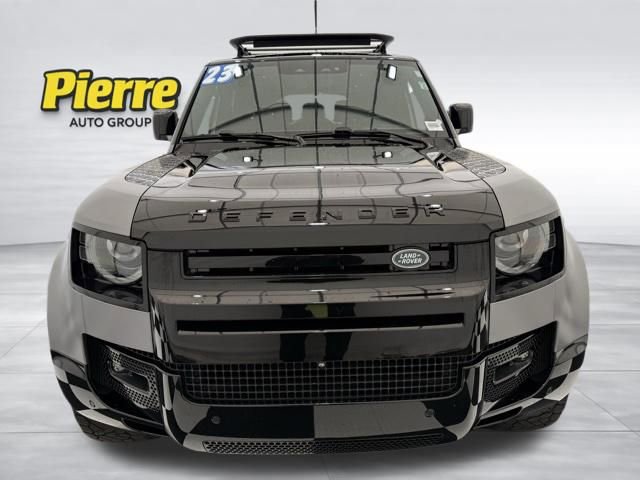 Used 2023 Land Rover Defender 130 X AWD/4WD image 9