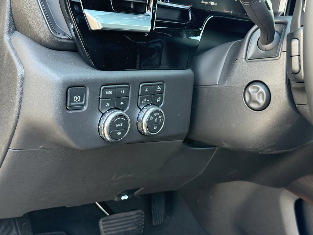New 2026 GMC Sierra 1500 SLT w/ SLT Premium Package AWD/4WD image 15