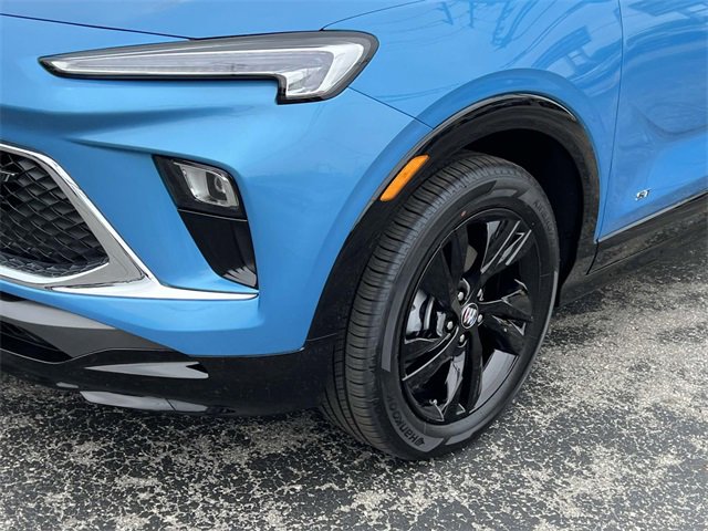 New 2025 Buick Encore GX Sport Touring w/ Comfort Package image 9