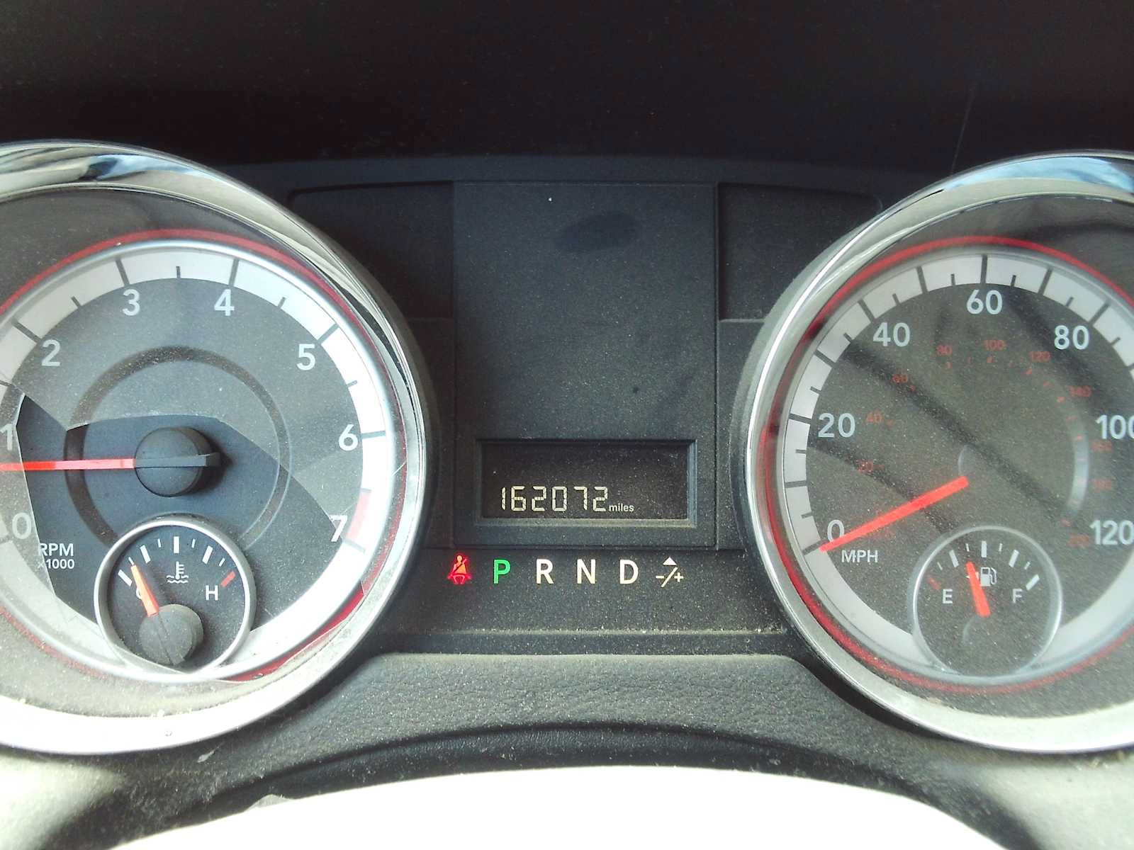 Used 2014 Dodge Grand Caravan SXT FWD image 9