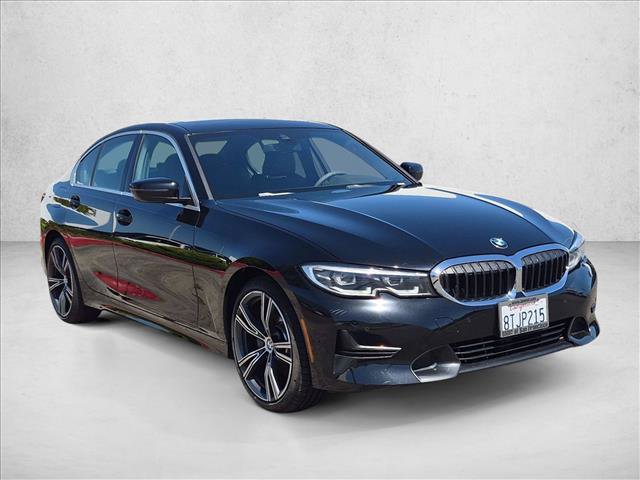 Used 2021 BMW 330i Sedan w/ Convenience Package RWD image 3