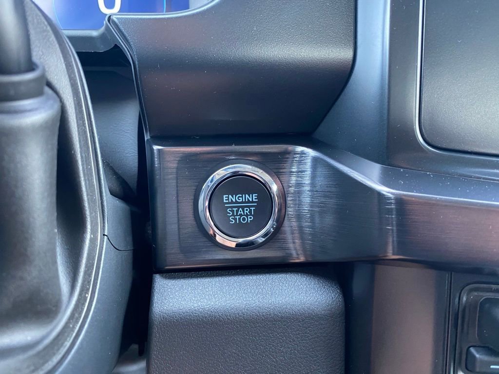 New 2026 Ford F350 Lariat w/ FX4 Off-Road Package image 11