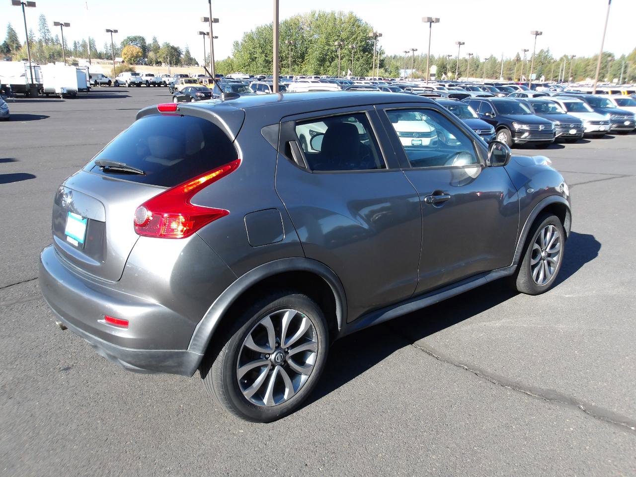 Used 2011 Nissan Juke SV FWD image 5