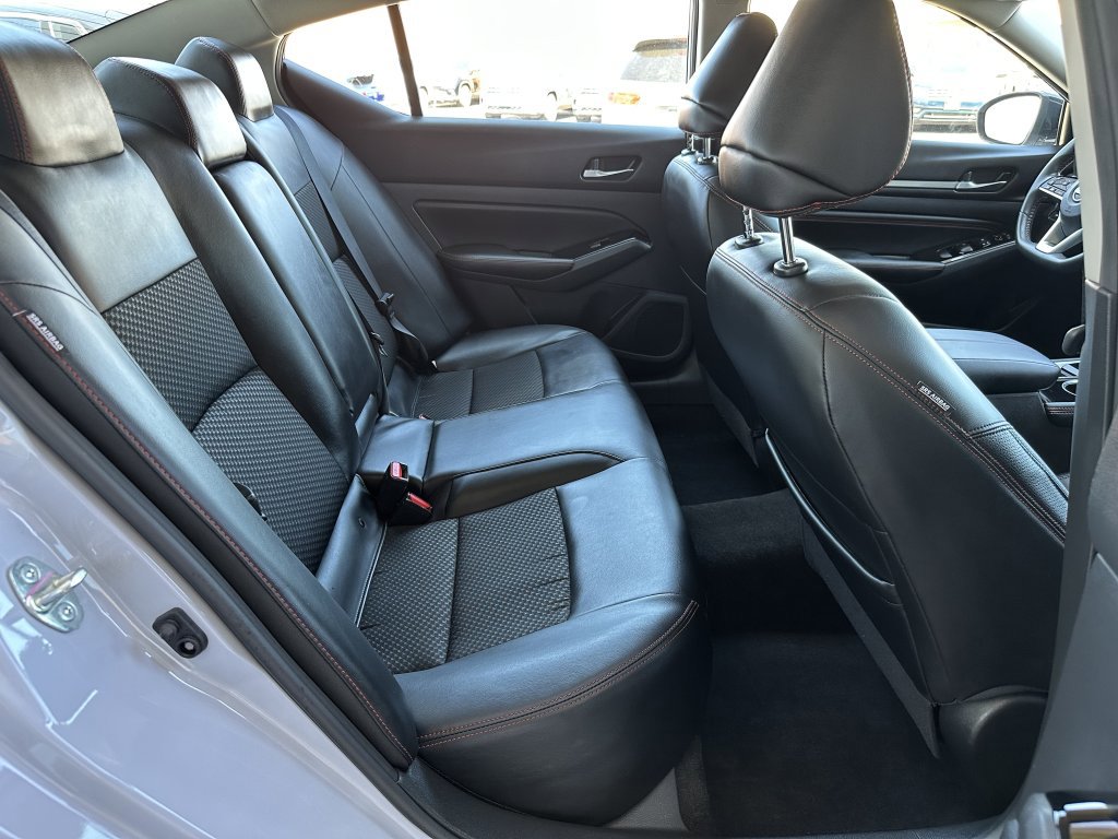 Used 2023 Nissan Altima 2.5 SR image 21
