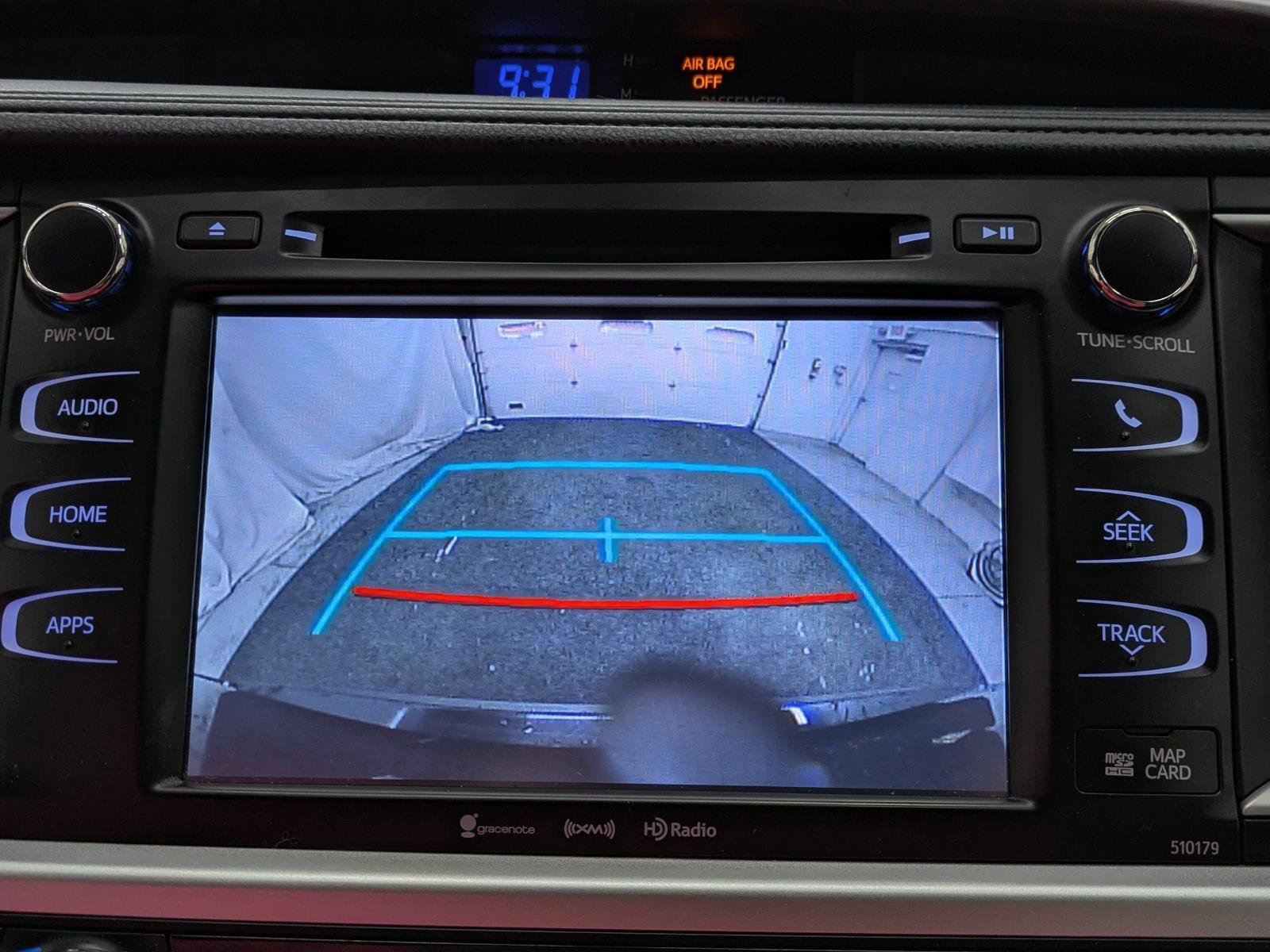 Used 2018 Toyota Highlander XLE image 11