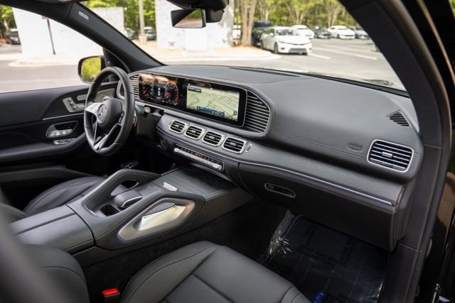 Used 2025 Mercedes-Benz GLE 350 4MATIC image 29