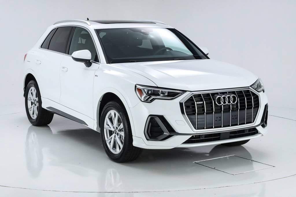Used 2025 Audi Q3 2.0T Premium Plus w/ Premium Plus Package AWD/4WD image 61