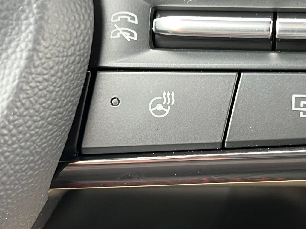 Certified 2025 Chevrolet Blazer EV RS w/ Super Cruise Package image 26