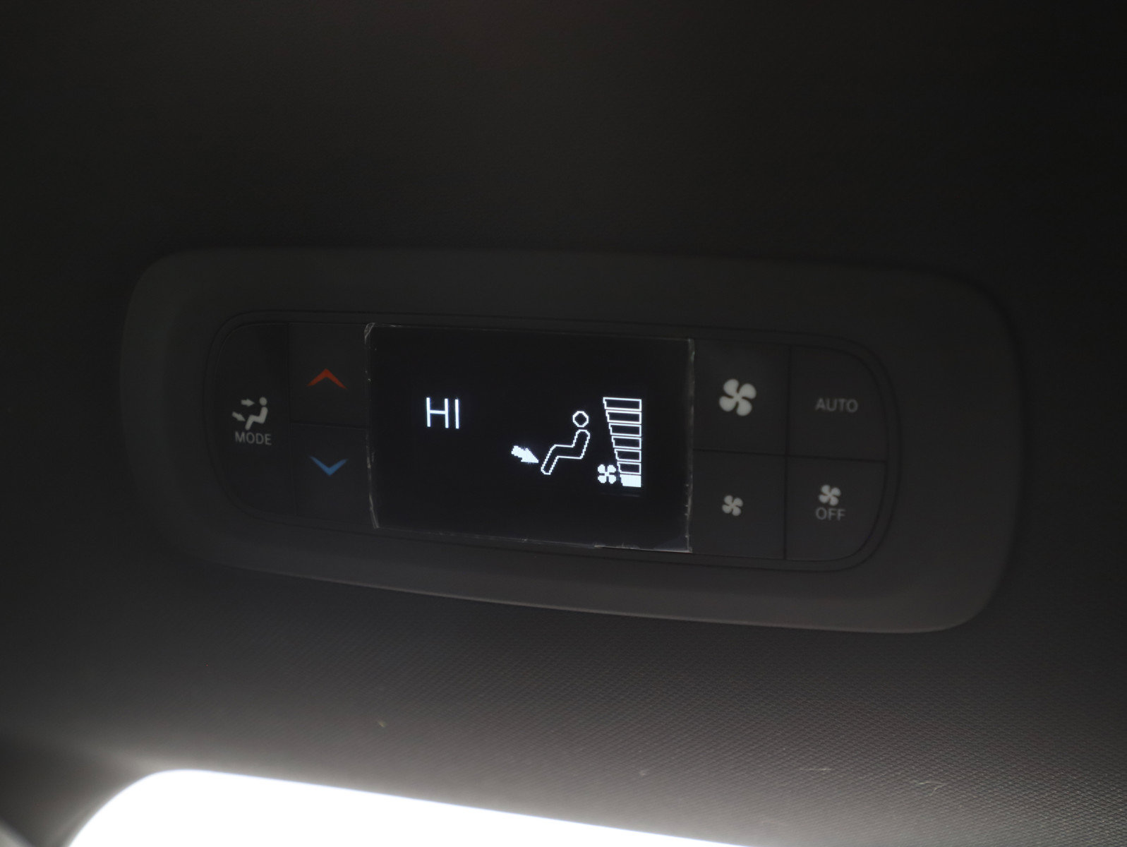 Used 2025 Chrysler Pacifica Select FWD image 17