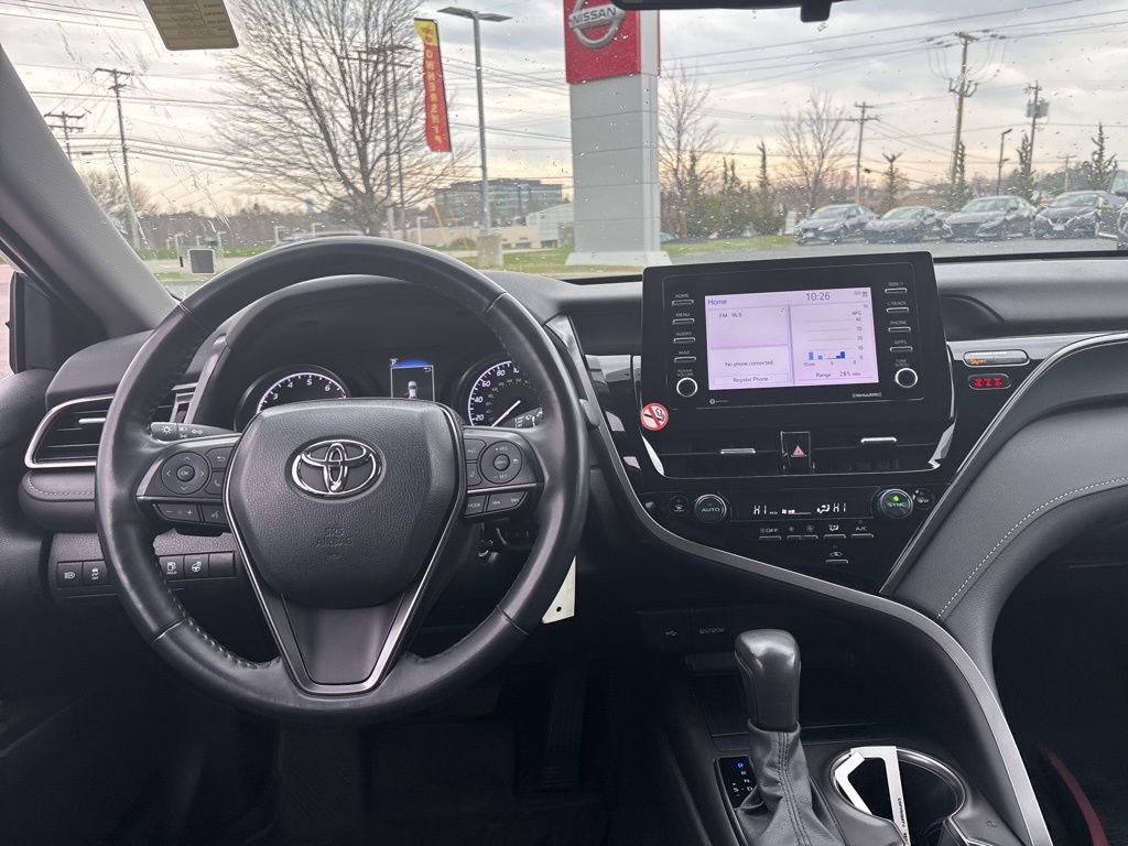 Used 2024 Toyota Camry SE w/ Cold Weather Package FWD image 24