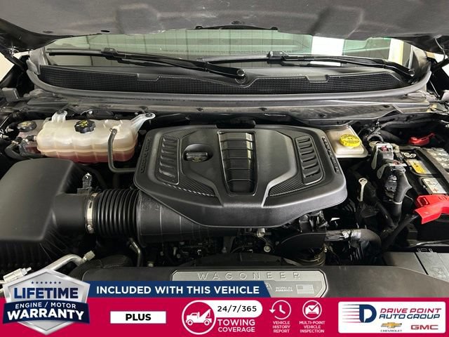 Used 2025 Jeep Wagoneer Series II AWD/4WD image 8