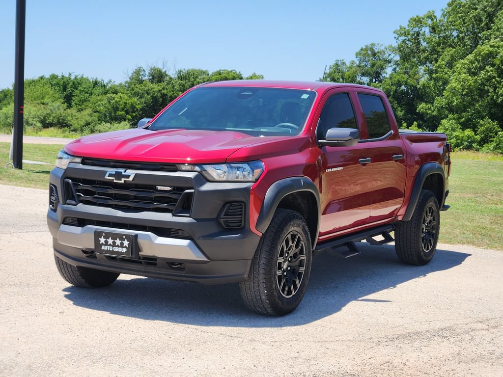 Used 2025 Chevrolet Colorado Trail Boss AWD/4WD image 3