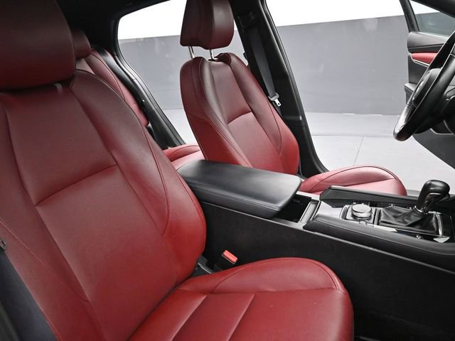 Used 2024 MAZDA MAZDA3 Hatchback w/ Appearance Package image 26
