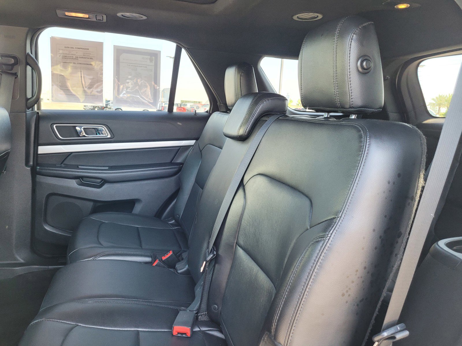 Used 2017 Ford Explorer XLT w/ Equipment Group 202A image 13