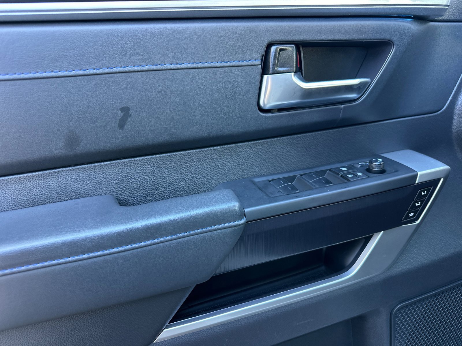 Used 2024 Toyota Tundra Platinum image 11