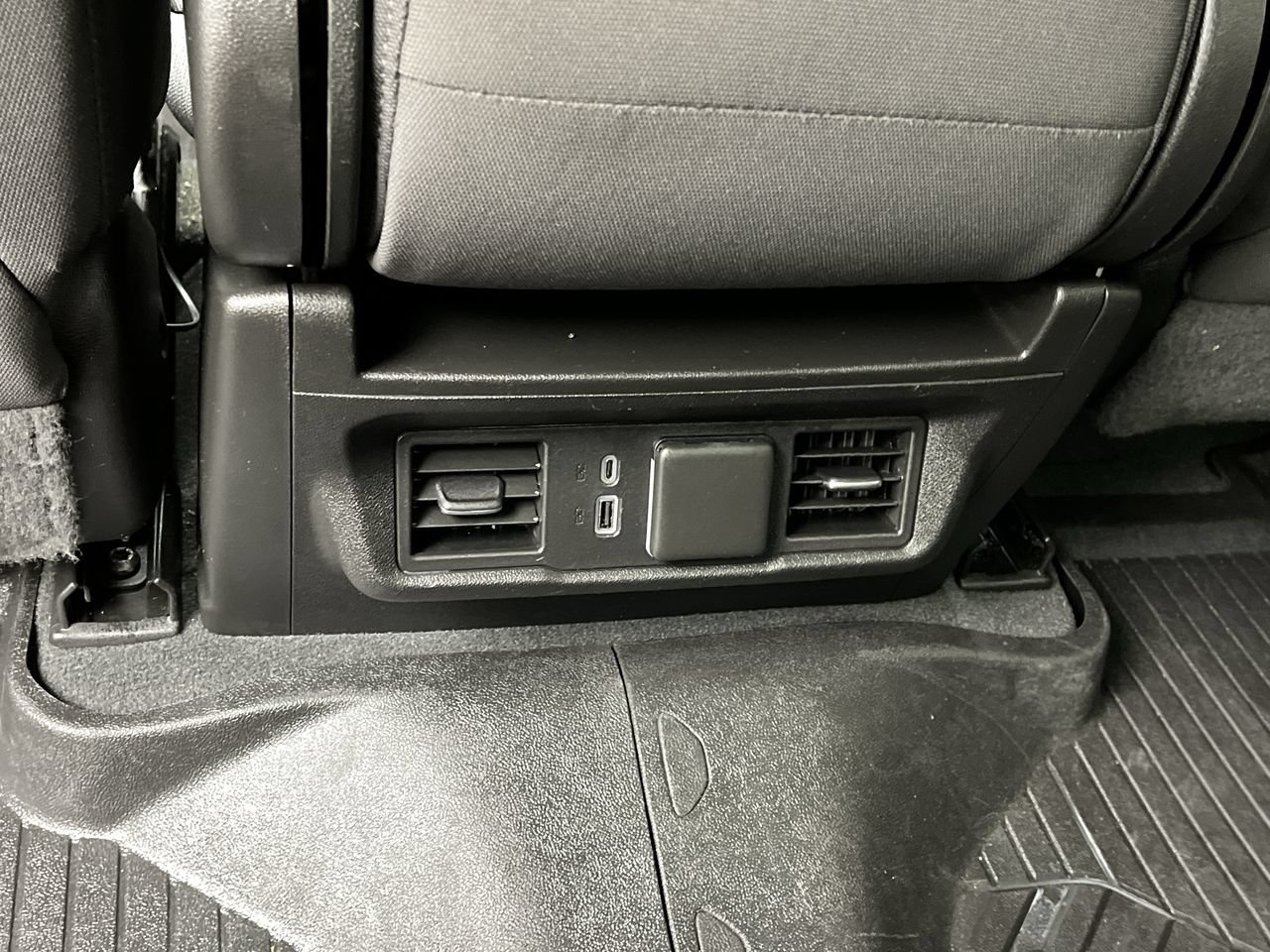 Certified 2022 Chevrolet Silverado 1500 LT AWD/4WD image 12