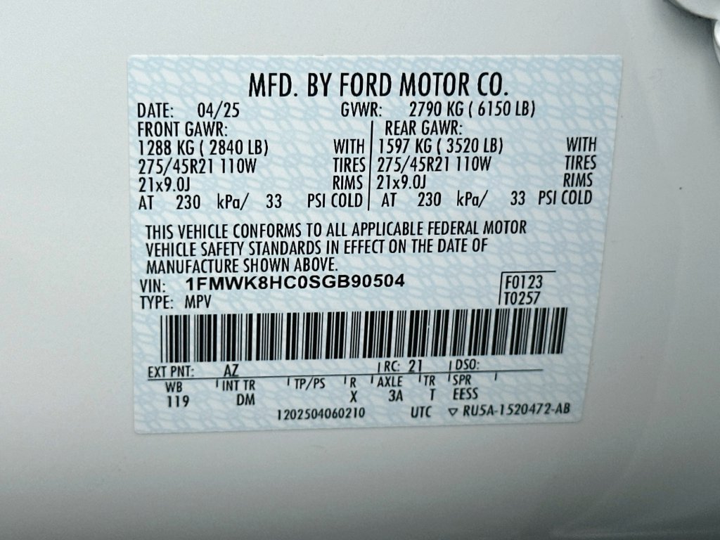 Used 2025 Ford Explorer Platinum w/ Ultimate Package AWD/4WD image 33