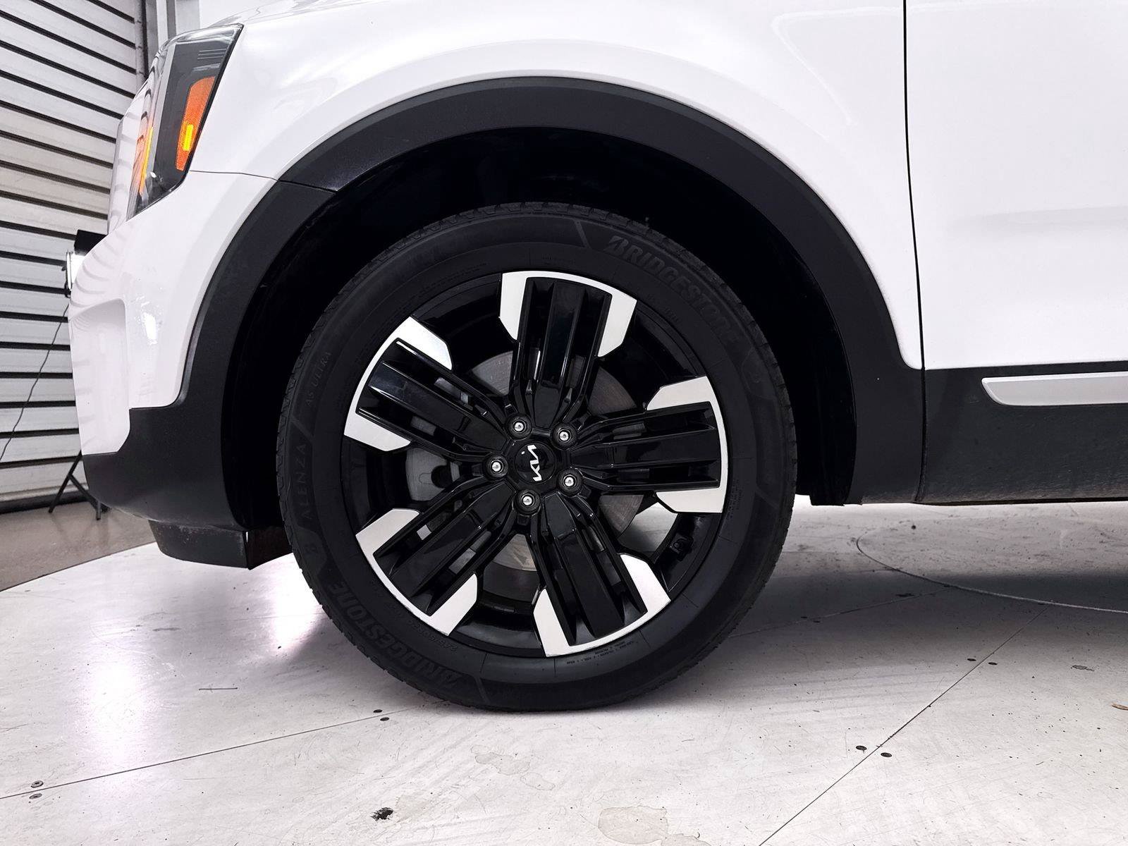 Certified 2024 Kia Telluride SX FWD image 18