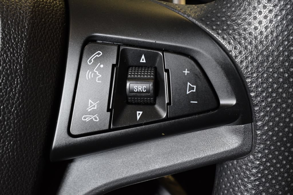 Used 2020 Chevrolet Trax LT FWD image 18