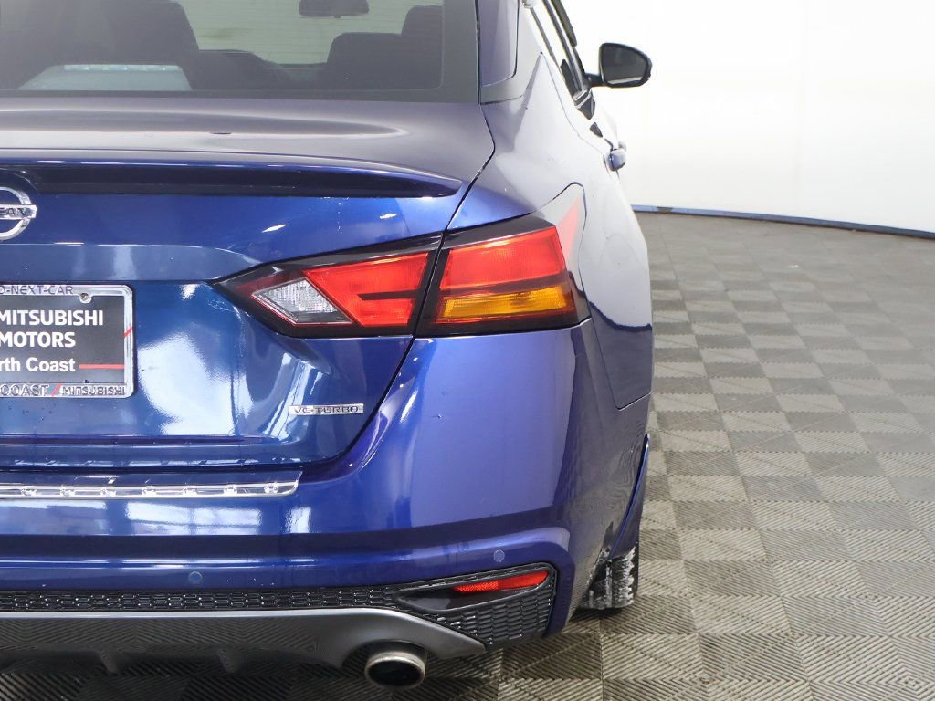 Used 2022 Nissan Altima 2.0 SR image 15