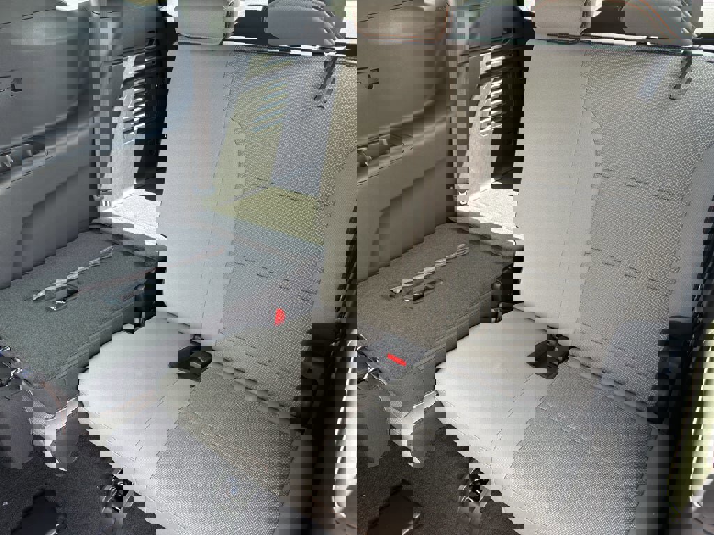 New 2026 Chevrolet Traverse LT image 25