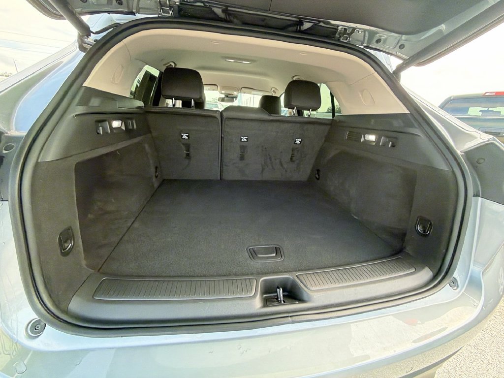 Certified 2023 Buick Envision Essence AWD/4WD image 31