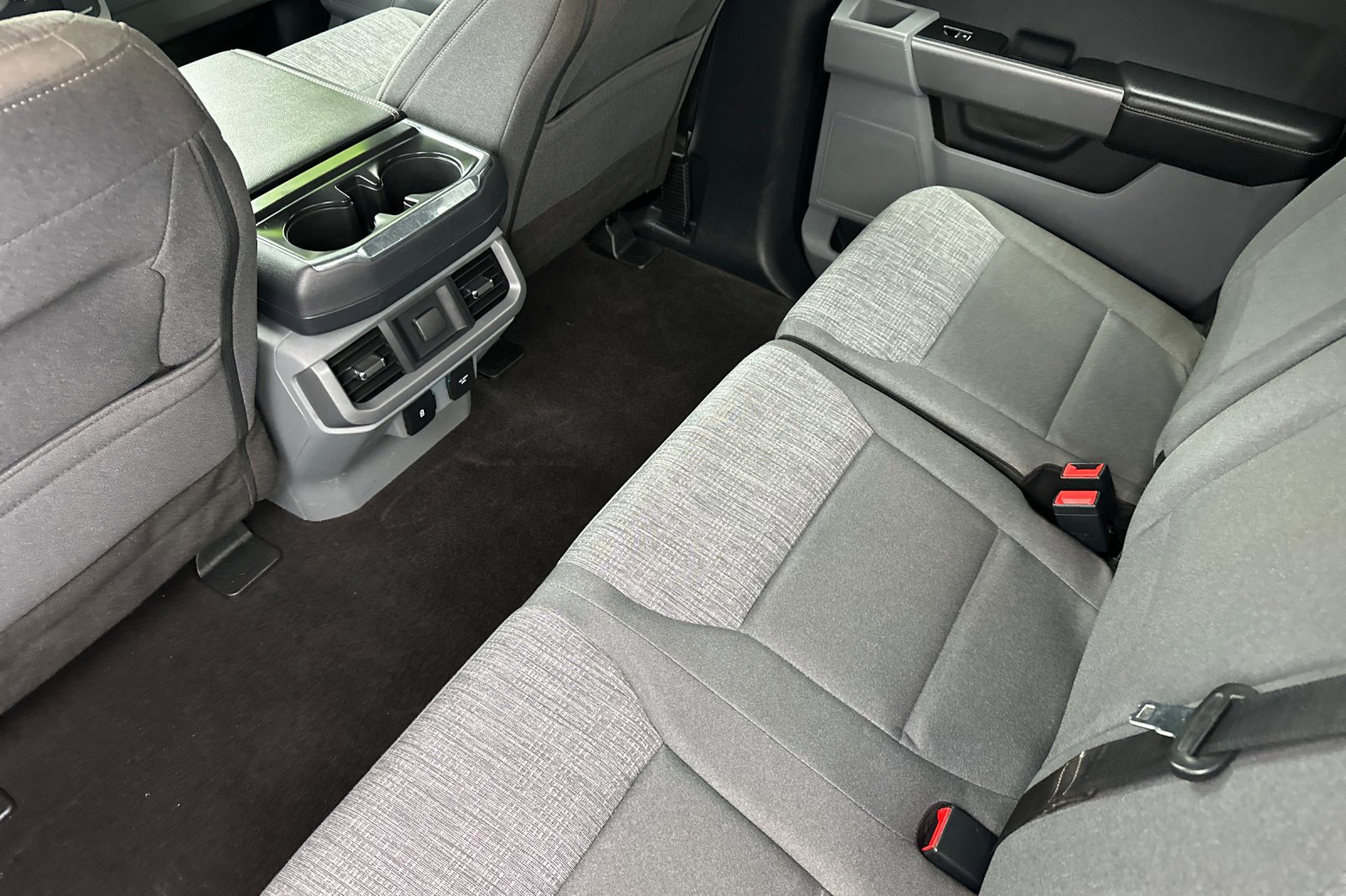 Used 2022 Ford F150 XLT image 12