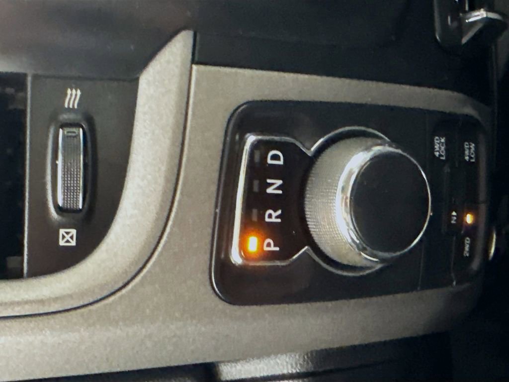 Used 2017 RAM 1500 Express image 19