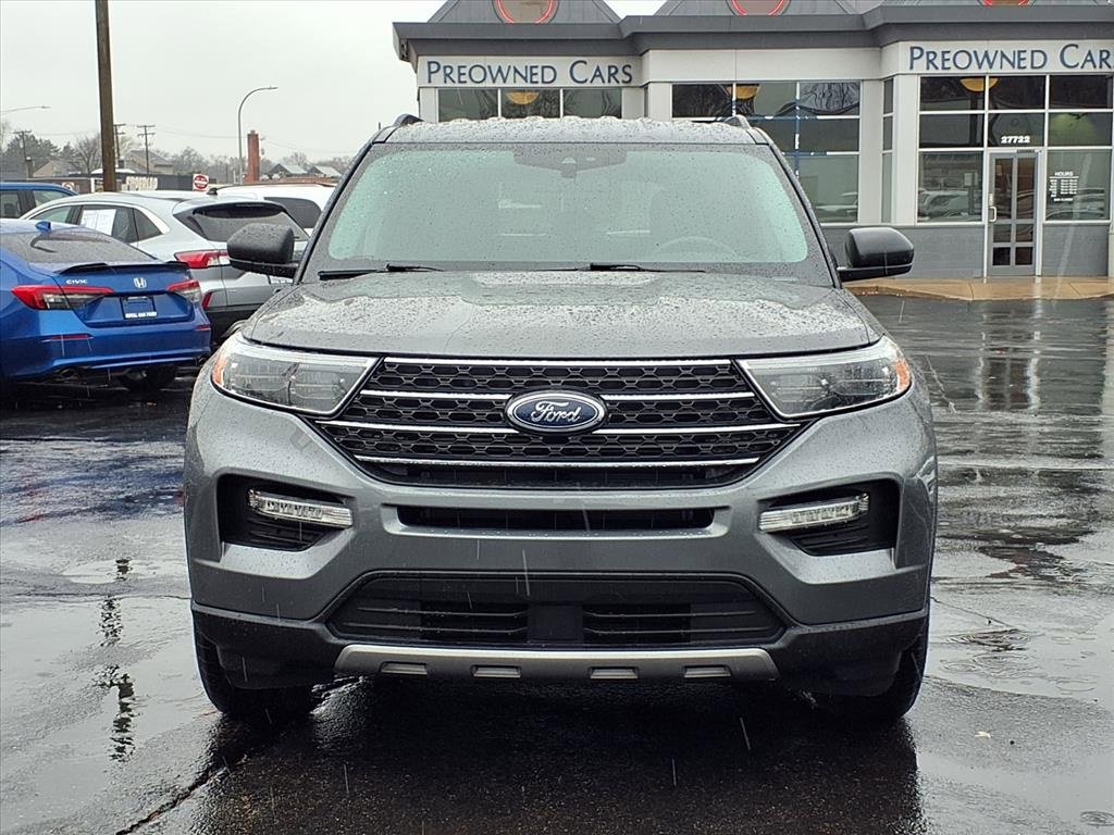 Used 2023 Ford Explorer XLT w/ Equipment Group 202A image 24