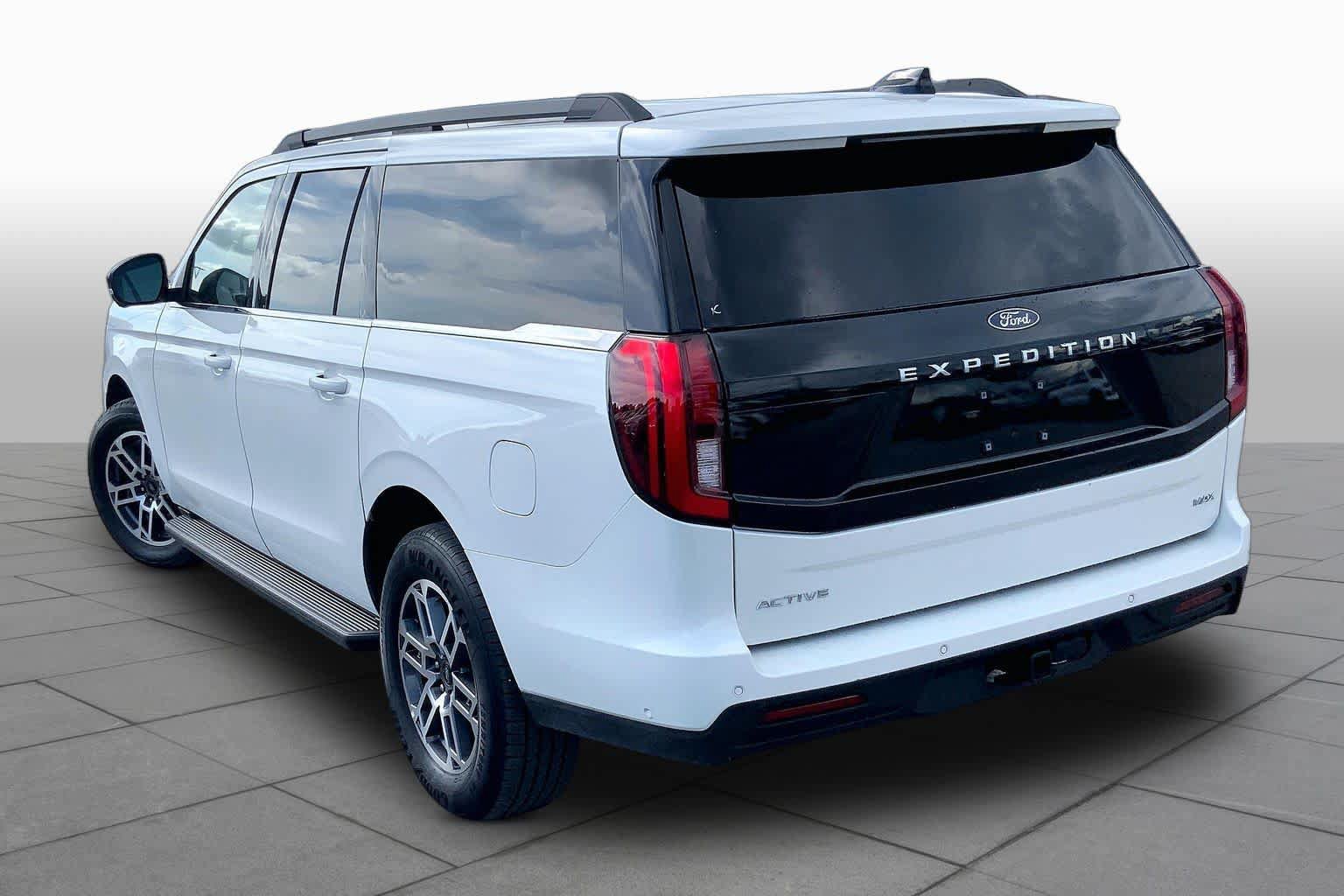 Certified 2025 Ford Expedition Max Active RWD image 12