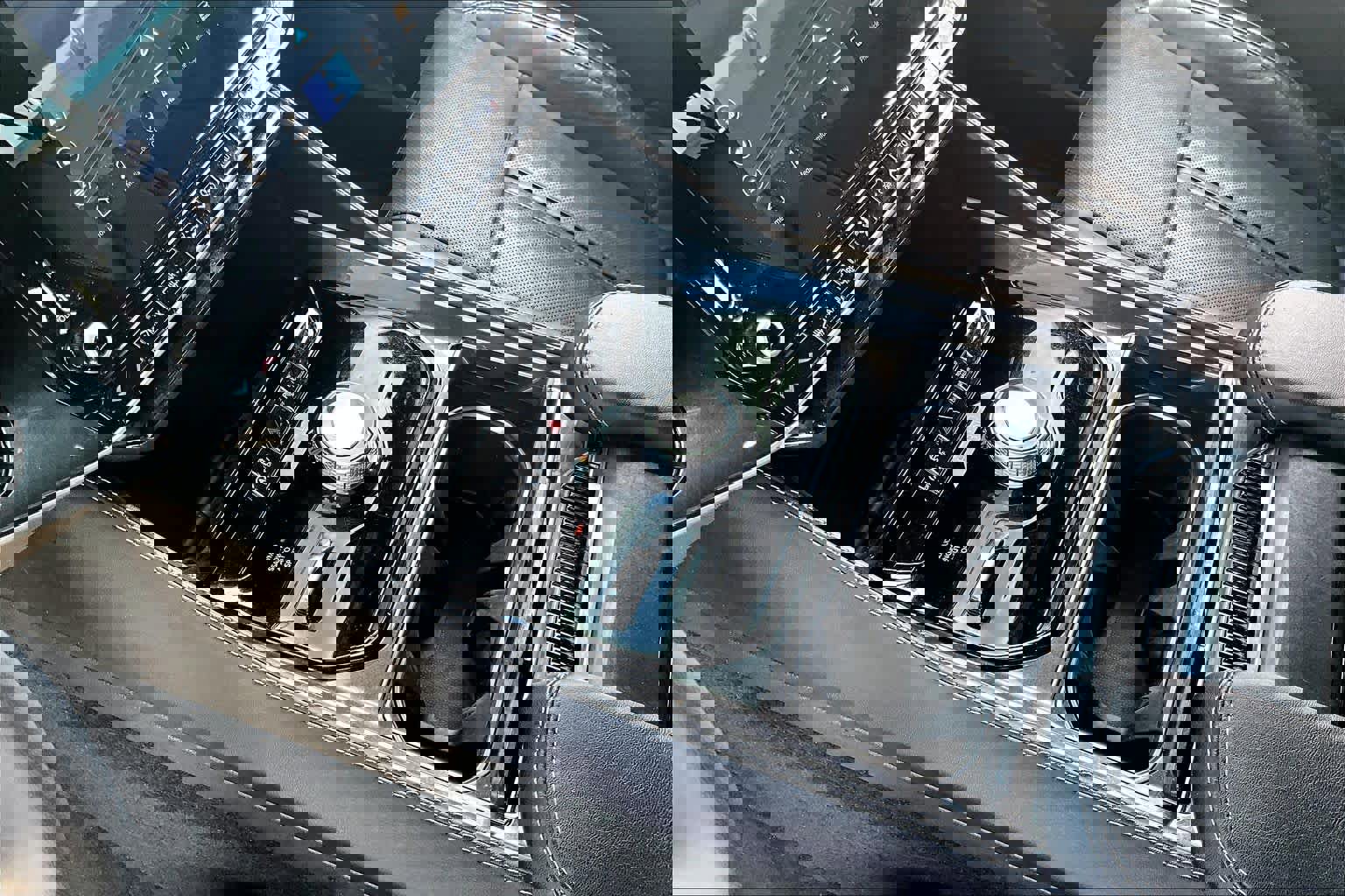 Used 2023 Jeep Wagoneer L 4WD image 13