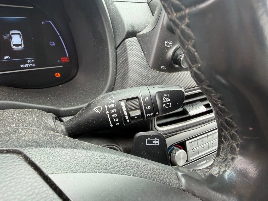 Used 2021 Hyundai Kona SEL image 13