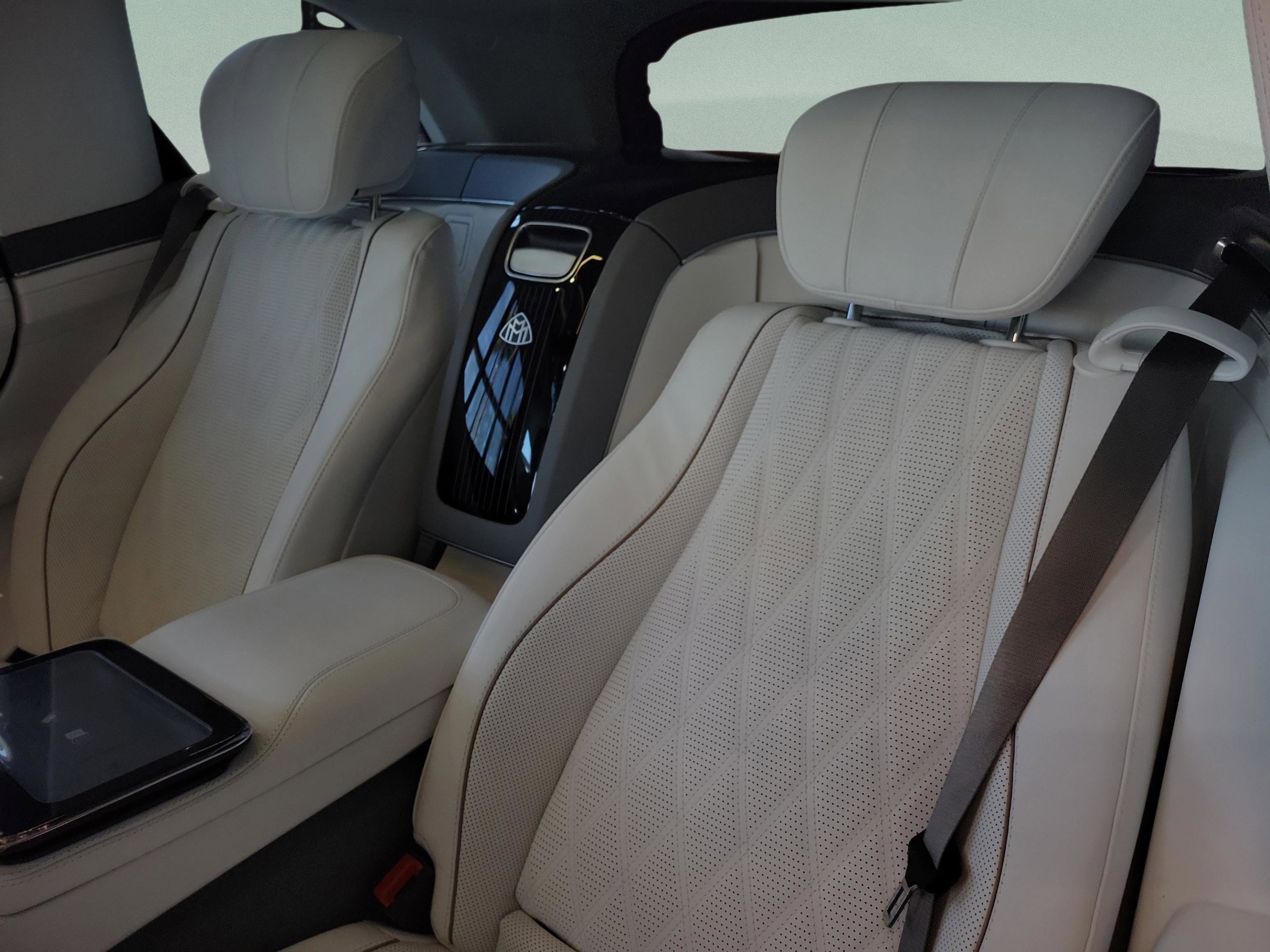 New 2026 Mercedes-Benz Maybach GLS 600 4MATIC image 6