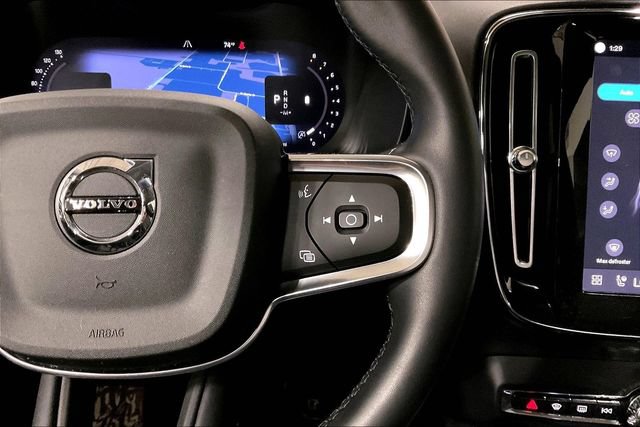 Certified 2023 Volvo XC40 B4 Plus w/ Driver Assist Package FWD image 22